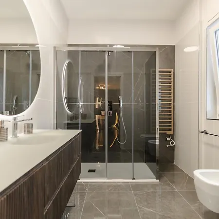 Vbm Suite & Spa Apartments バーリ