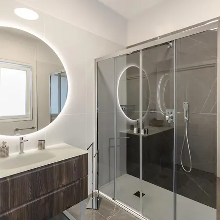 Vbm Suite & Spa Apartments バーリ